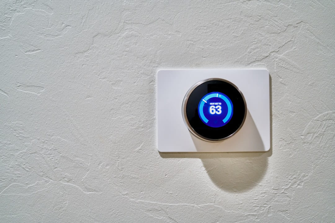 white thermostat at 62 on Affordable Smart Living